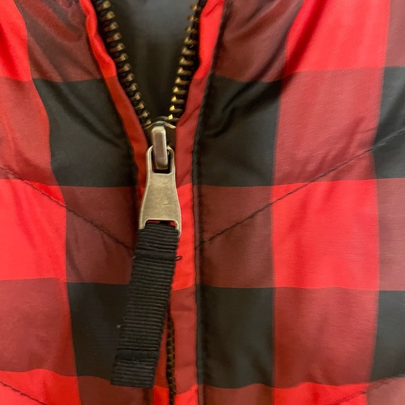 TALBOTS Red Black Buffalo Check Down Puffer Vest | Size Small - Picture 6 of 11
